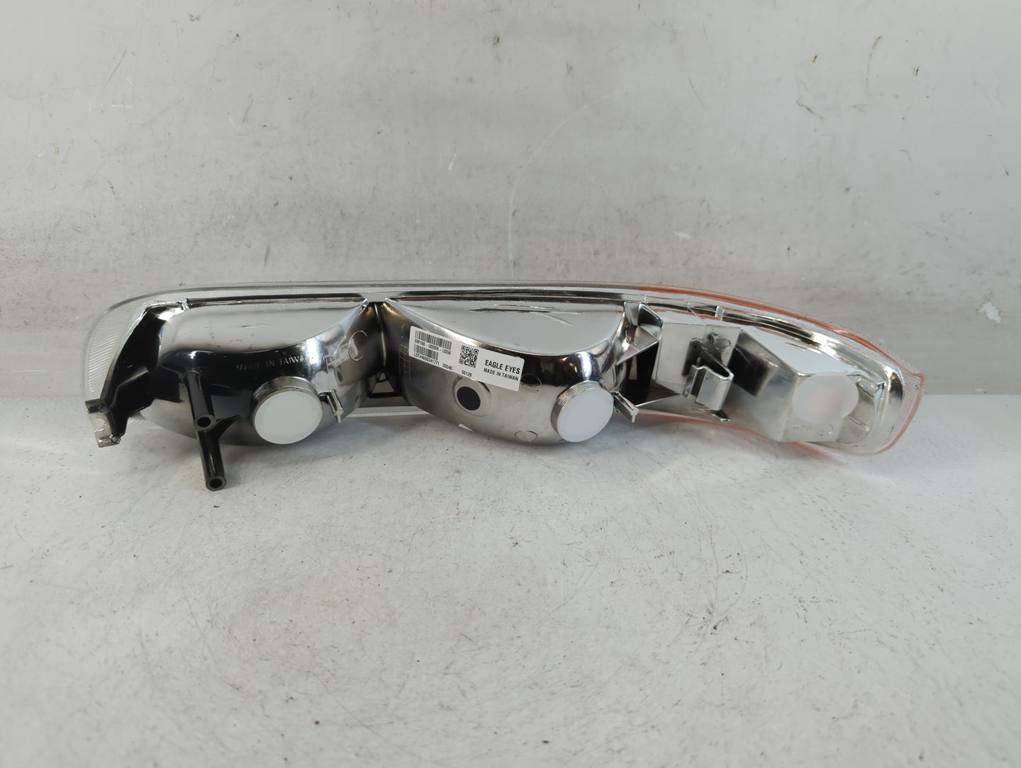 2000 Chevrolet Suburban 2500 Driver Left Oem Head Light Headlight Lamp - Oemusedautoparts1.com