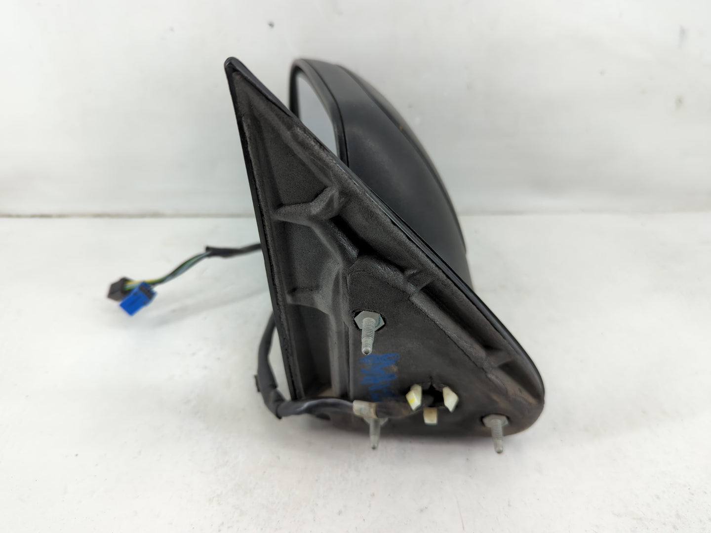 2003-2006 Chevrolet Tahoe Driver Side View Mirror - Left Door Mirror OEM Used - Oemusedautoparts1.com