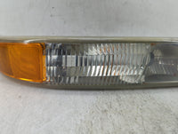 2000-2006 Chevrolet Tahoe Passenger Right Oem Front Light Lamp - Oemusedautoparts1.com