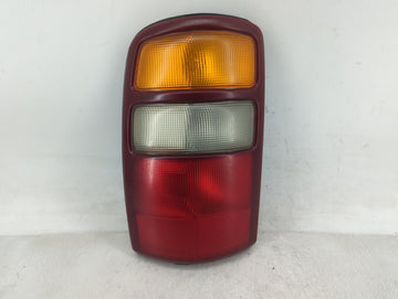 2004-2006 Chevrolet Tahoe Tail Light Assembly Passenger Right OEM P/N:16525375 Fits Fits 2004 2005 2006 OEM Used Auto Parts 