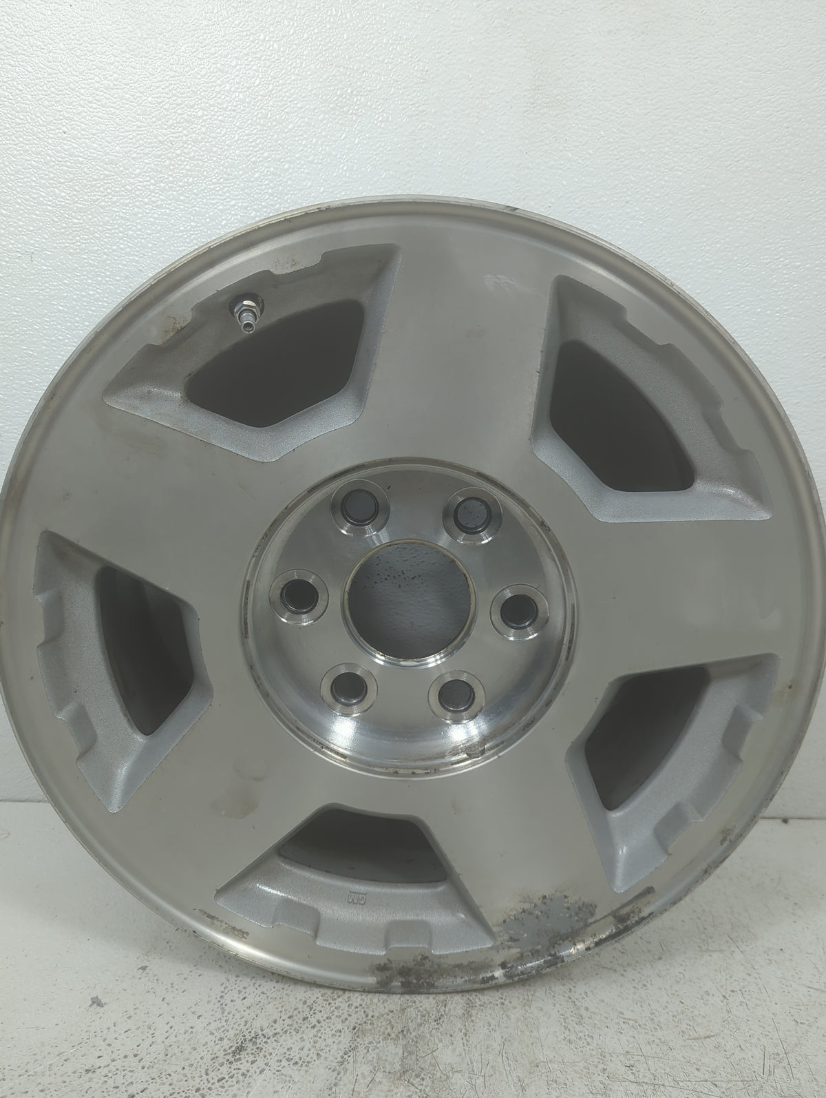 2006 Chevrolet Tahoe Oem Wheel Rim 1401823 - Oemusedautoparts1.com
