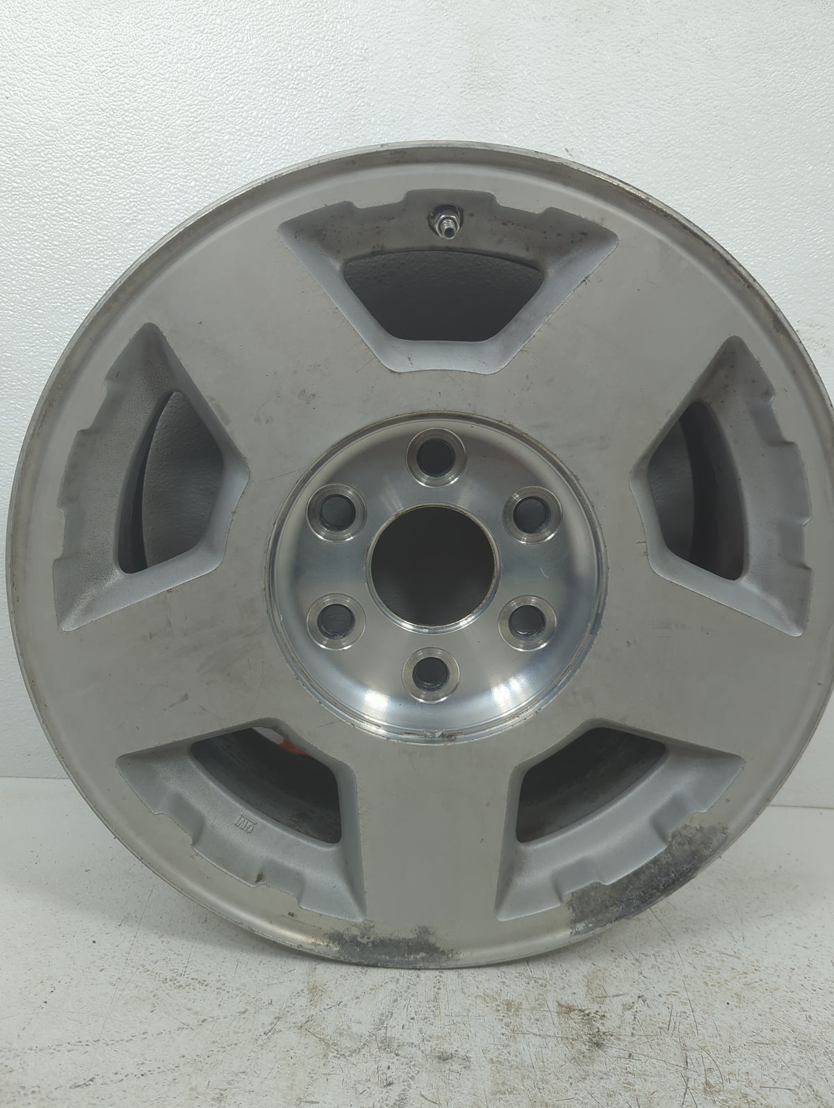 2006 Chevrolet Tahoe Oem Wheel Rim 1401828 - Oemusedautoparts1.com