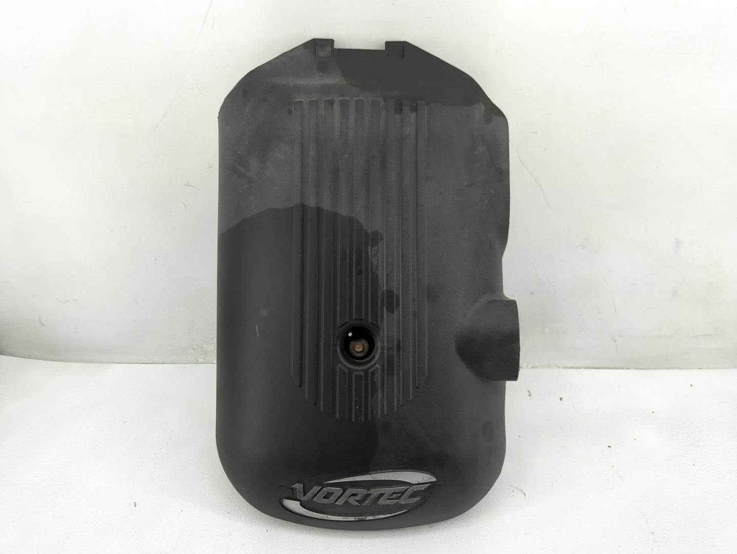 2006 Chevrolet Tahoe Engine Cover - Oemusedautoparts1.com