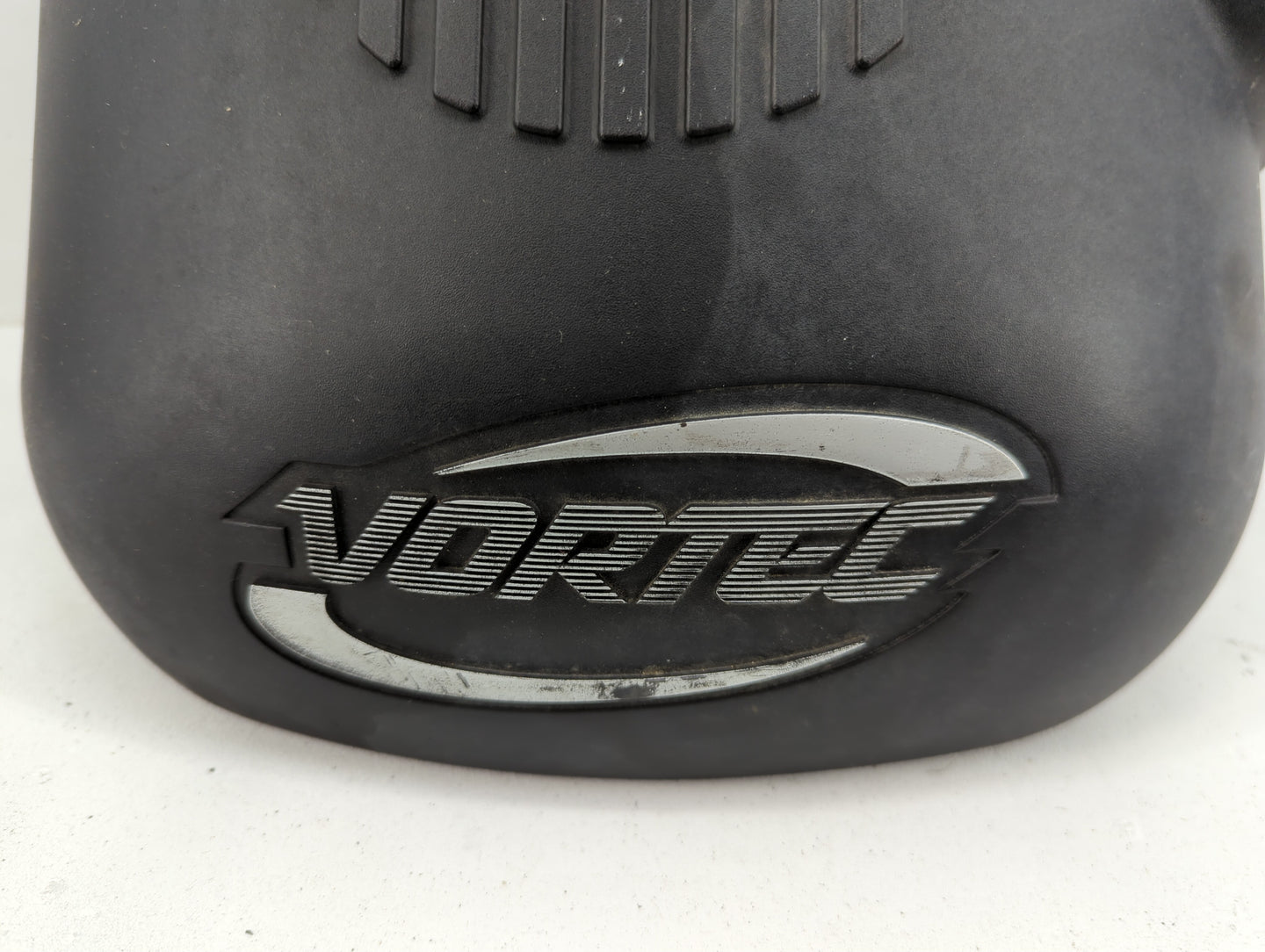 2006 Chevrolet Tahoe Engine Cover - Oemusedautoparts1.com