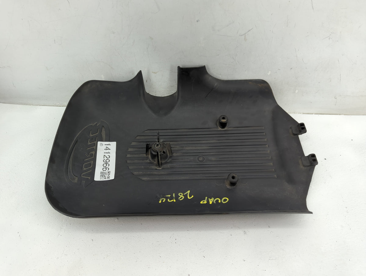 2006 Chevrolet Tahoe Engine Cover - Oemusedautoparts1.com