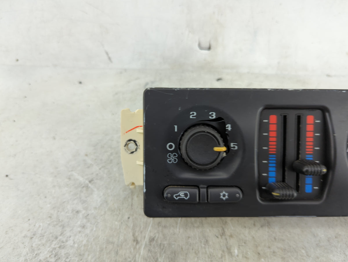 2003-2006 Chevrolet Tahoe Climate Control Module Temperature AC/Heater Replacement P/N:10370034 Fits Fits 2003 2004 2005 200