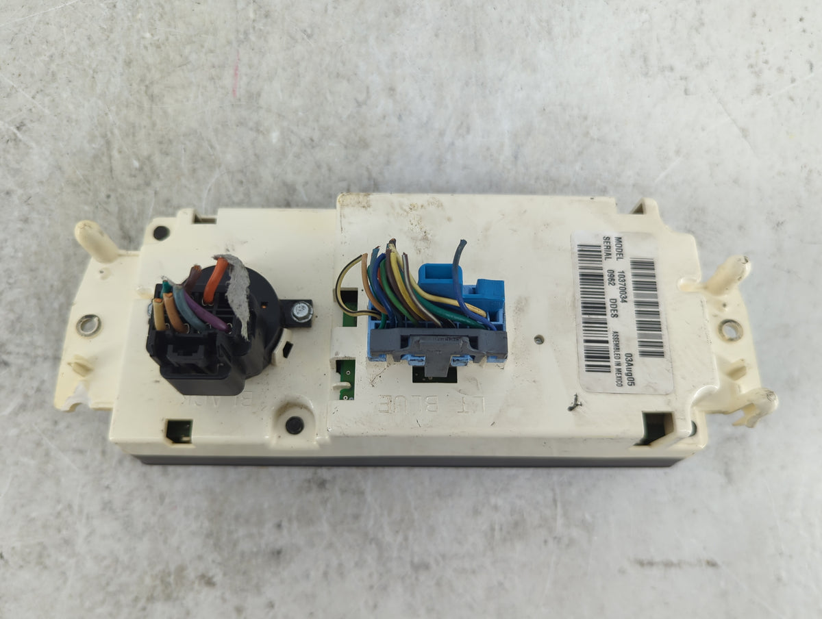 2003-2006 Chevrolet Tahoe Climate Control Module Temperature AC/Heater Replacement P/N:10370034 Fits Fits 2003 2004 2005 200