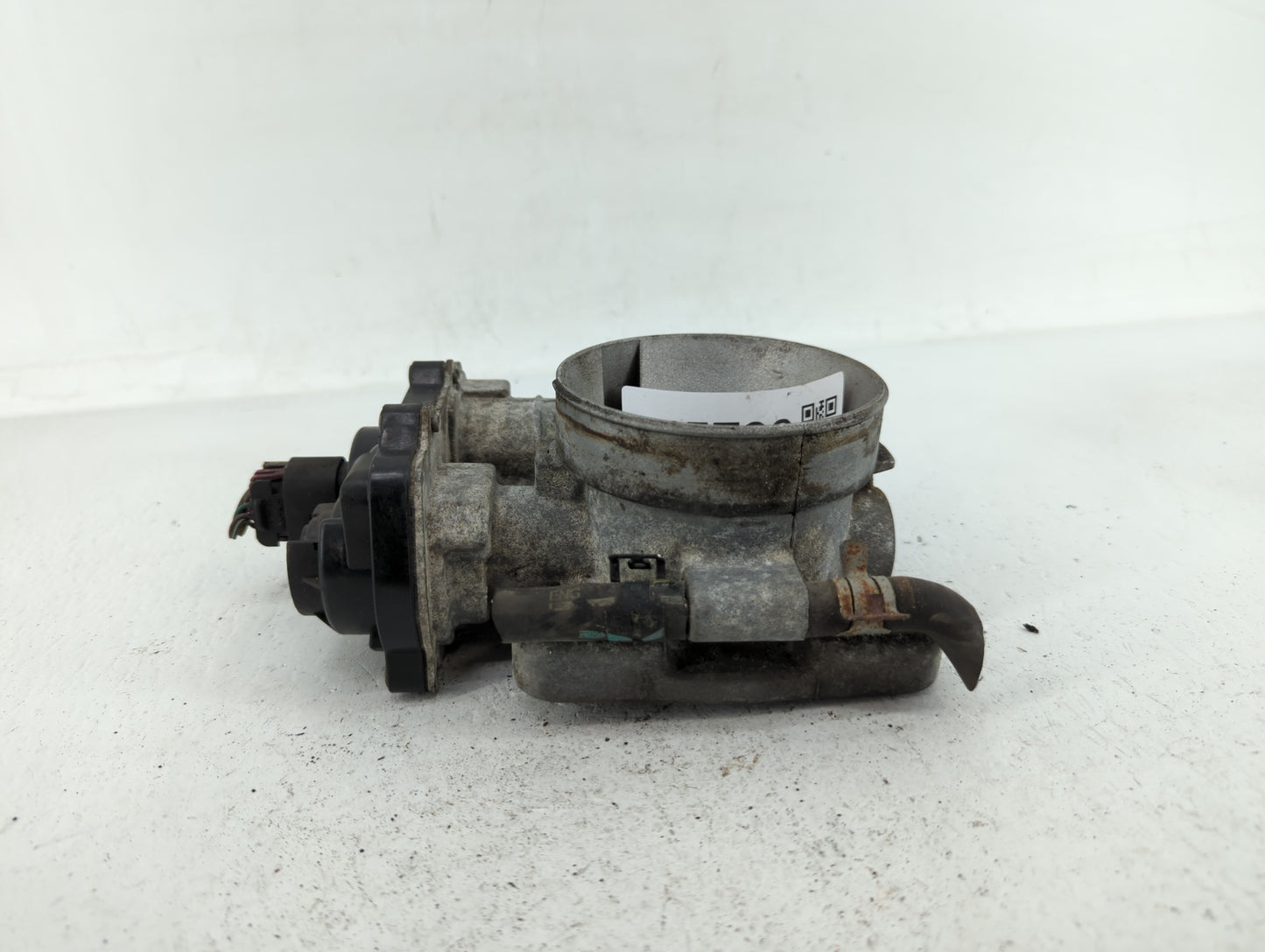2003-2006 Chevrolet Tahoe Throttle Body P/N:1257080 Fits Fits 2003 2004 2005 2006 2007 OEM Used Auto Parts - Oemusedautopart