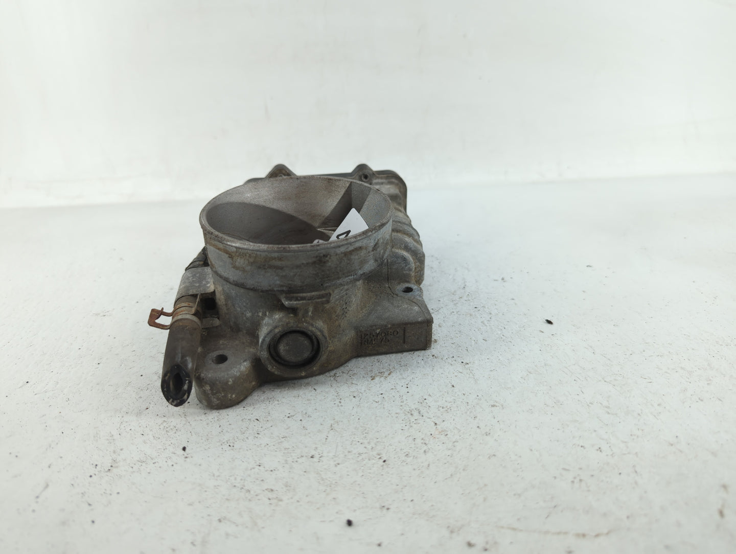 2003-2006 Chevrolet Tahoe Throttle Body P/N:1257080 Fits Fits 2003 2004 2005 2006 2007 OEM Used Auto Parts - Oemusedautopart