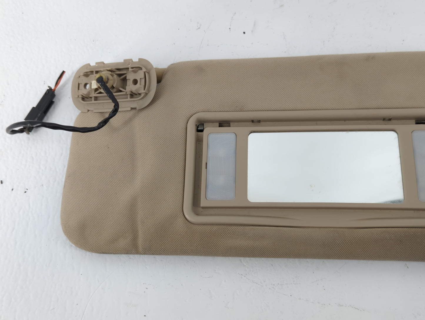 2006 Chevrolet Tahoe Sun Visor Shade Replacement Driver Left Mirror Fits OEM Used Auto Parts - Oemusedautoparts1.com