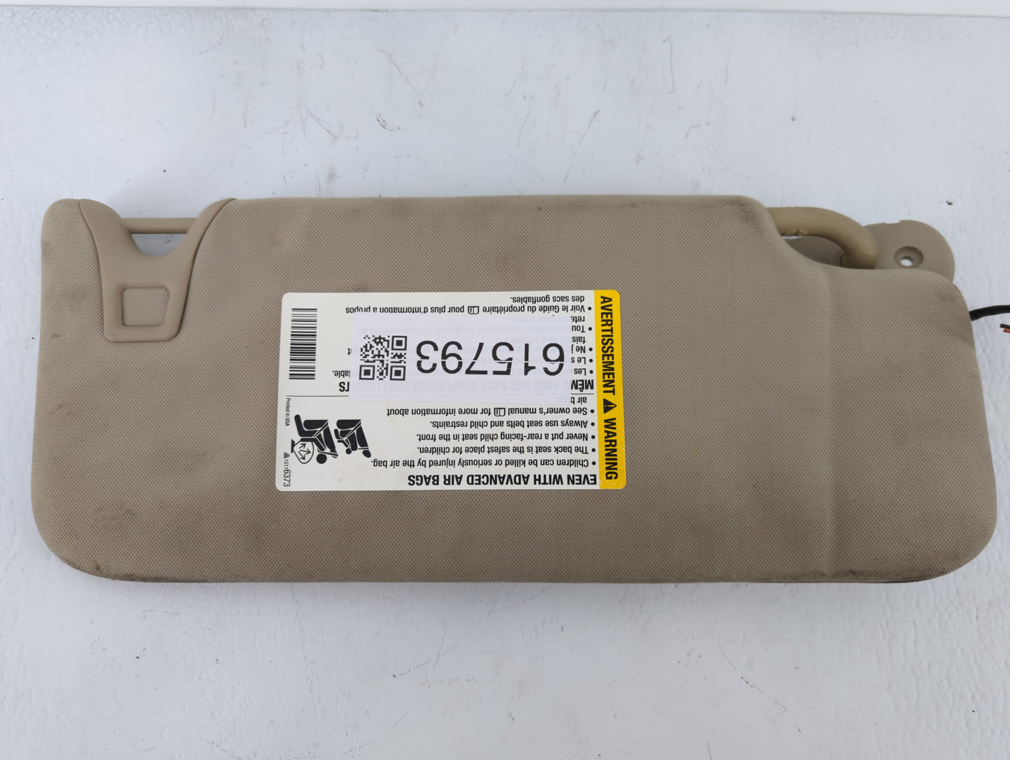 2006 Chevrolet Tahoe Sun Visor Shade Replacement Driver Left Mirror Fits OEM Used Auto Parts - Oemusedautoparts1.com