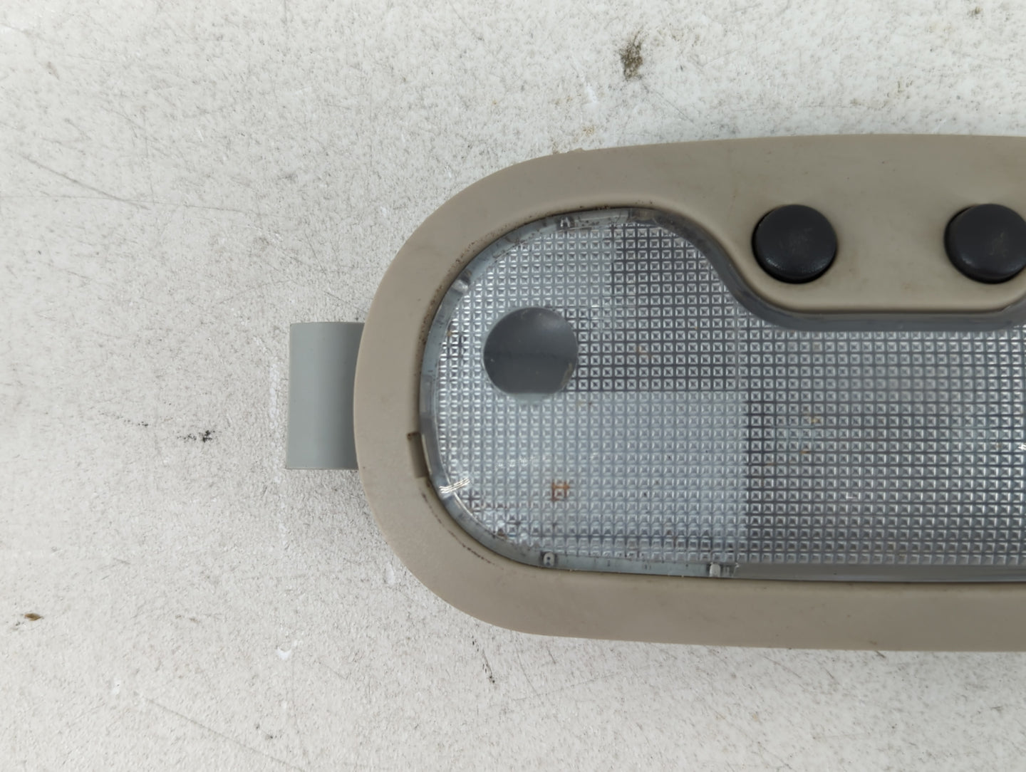 2006 Chevrolet Tahoe Overhead Roof Console - Oemusedautoparts1.com