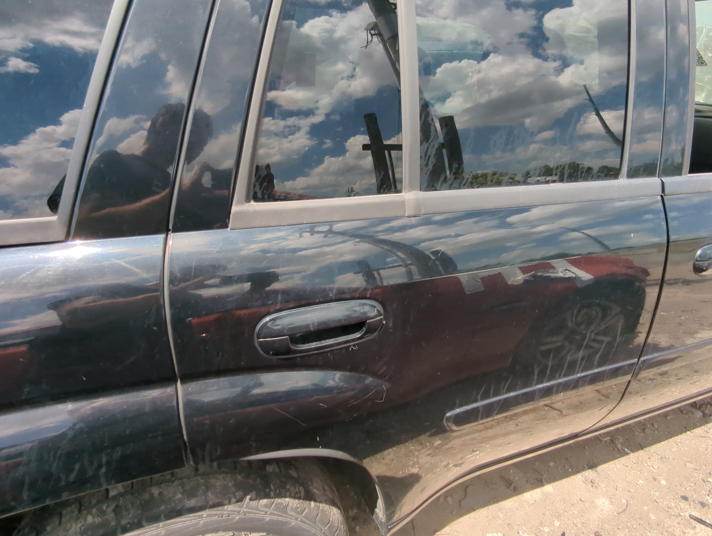 2005-2009 Chevrolet Trailblazer Passenger Rear Door Window Oem - Oemusedautoparts1.com