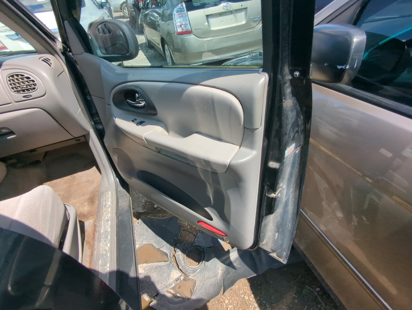 2005-2009 Chevrolet Trailblazer Passenger Front Seat Oem - Oemusedautoparts1.com