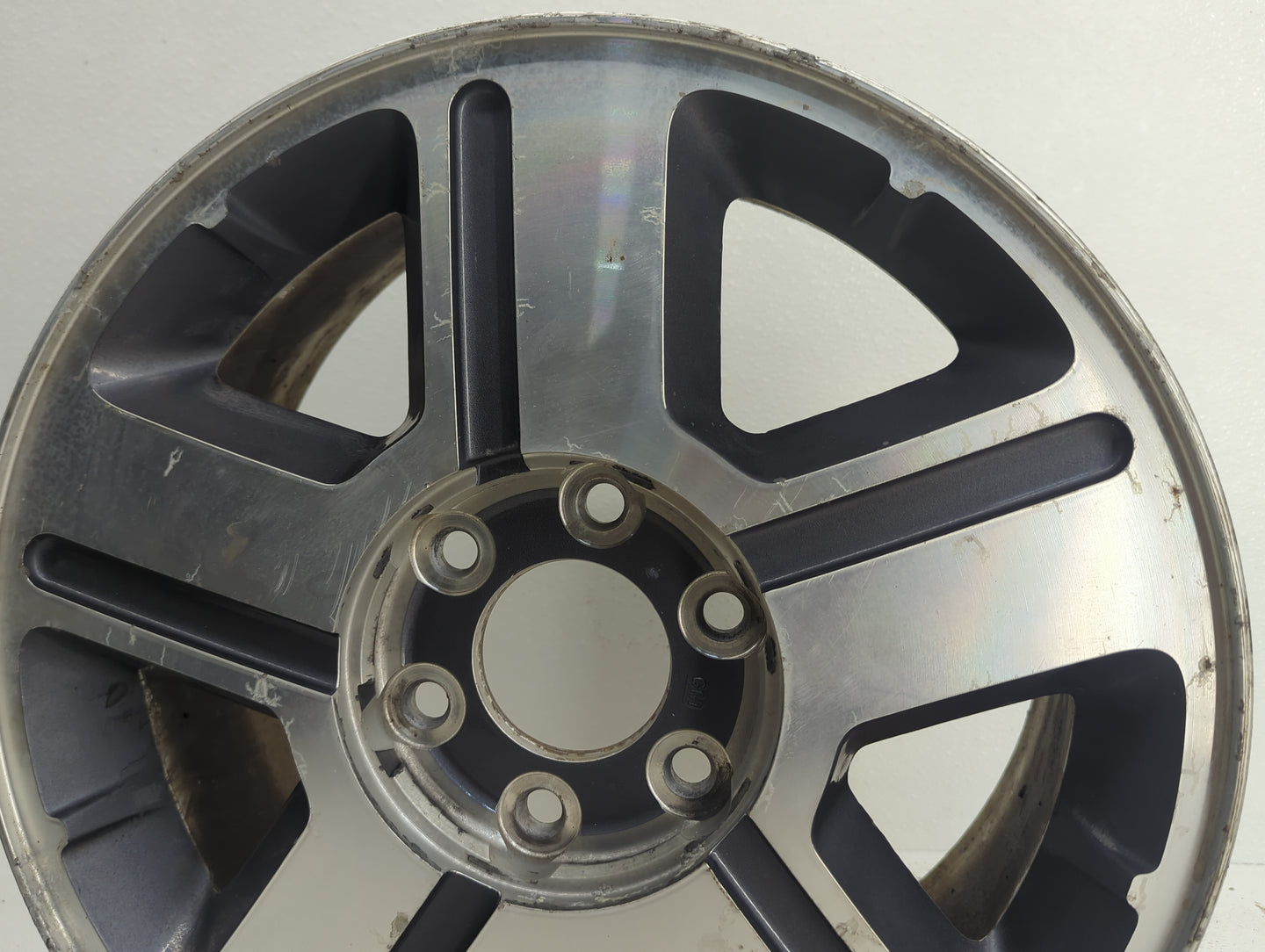 2004-2009 Chevrolet Trailblazer Oem Wheel Rim 1092333 - Oemusedautoparts1.com