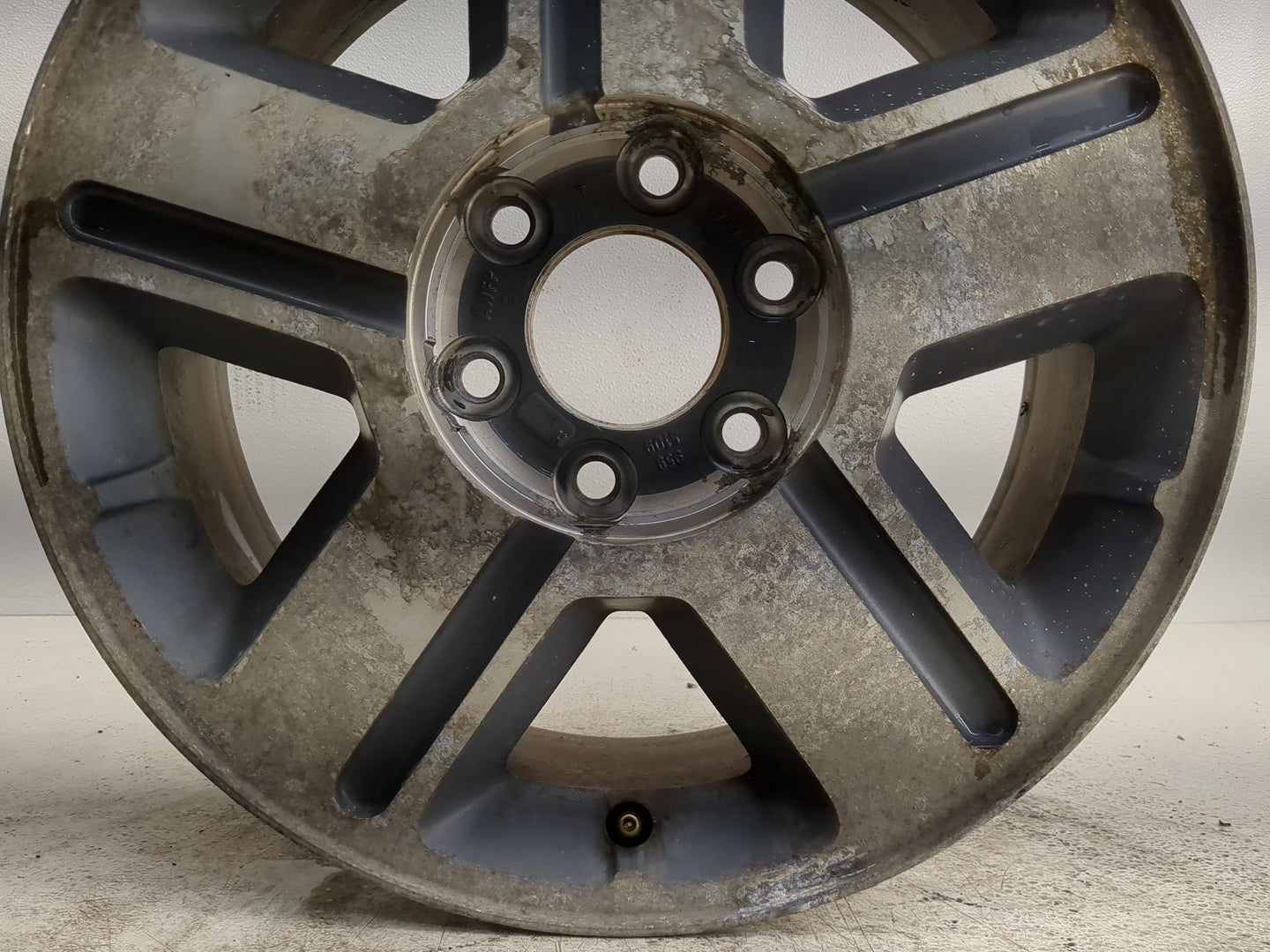 2004-2008 Chevrolet Trailblazer Oem Wheel Rim - Oemusedautoparts1.com