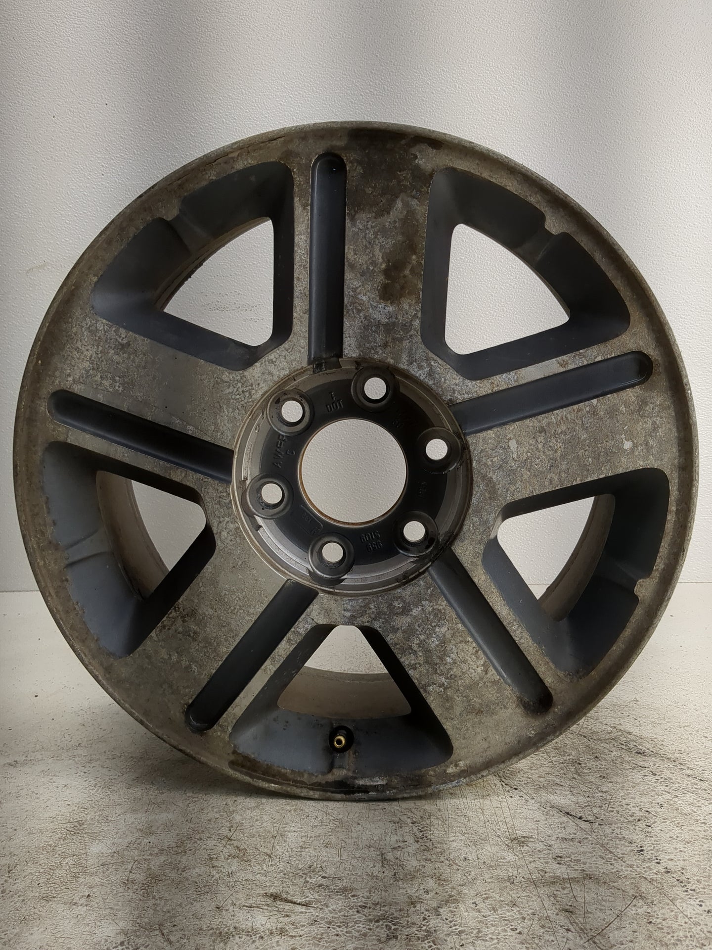 2004-2008 Chevrolet Trailblazer Oem Wheel Rim - Oemusedautoparts1.com