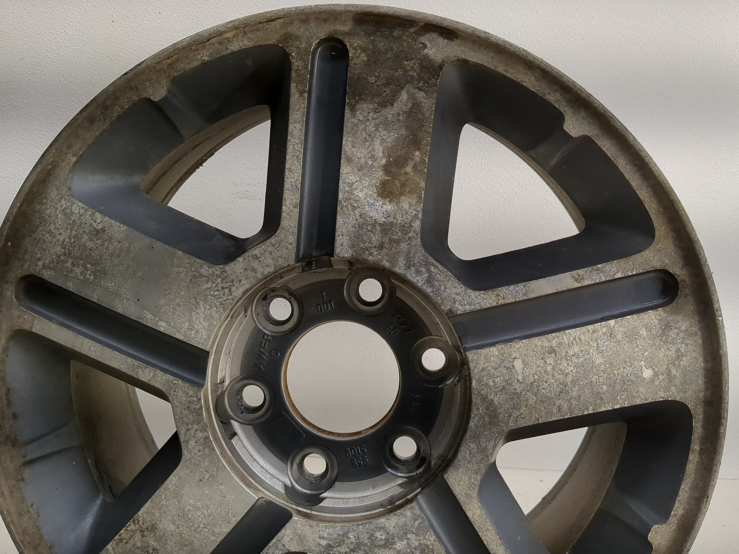2004-2008 Chevrolet Trailblazer Oem Wheel Rim 1247784 - Oemusedautoparts1.com