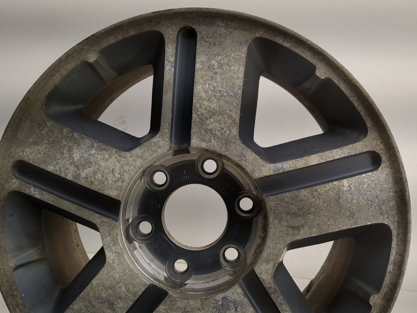 2004-2008 Chevrolet Trailblazer Oem Wheel Rim 1247792 - Oemusedautoparts1.com
