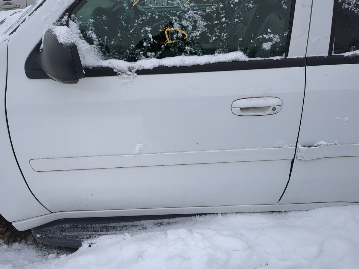 2004-2009 Chevrolet Trailblazer Driver Front Door Oem 1249990 - Oemusedautoparts1.com