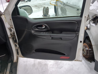 compare product Front Right Passenger Door Panel 2006 CHEVROLET TRAILBLAZER