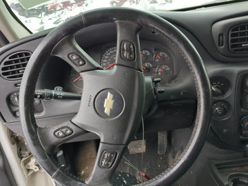 2005 Chevrolet Trailblazer Air Bag Driver Left Steering Wheel Mounted - Oemusedautoparts1.com