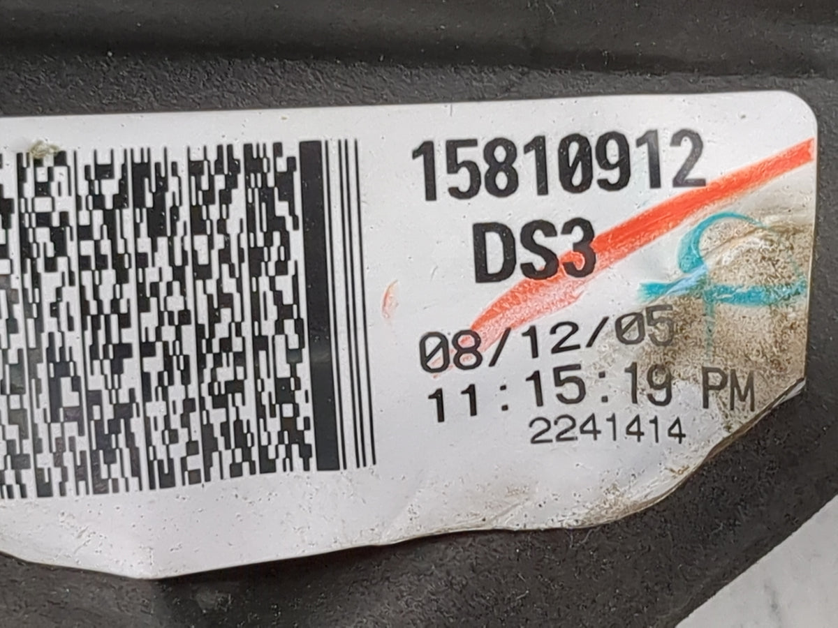 2006-2007 Chevrolet Trailblazer Driver Side View Mirror - Left Door Mirror OEM Used - Oemusedautoparts1.com