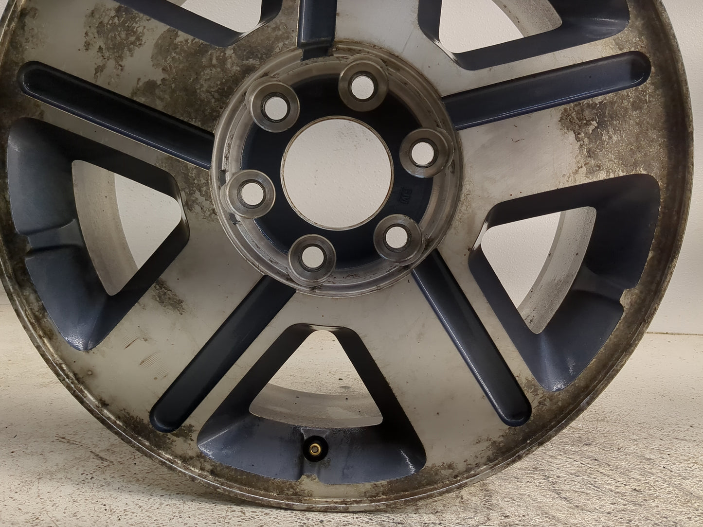 2004-2009 Chevrolet Trailblazer Oem Wheel Rim 1374694 - Oemusedautoparts1.com