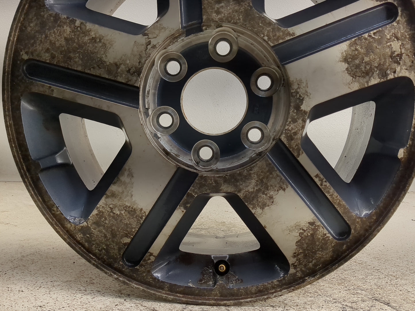 2004-2009 Chevrolet Trailblazer Oem Wheel Rim 1374695 - Oemusedautoparts1.com