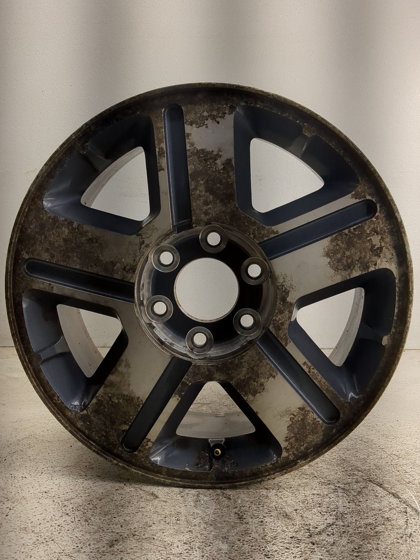 2004-2009 Chevrolet Trailblazer Oem Wheel Rim 1374695 - Oemusedautoparts1.com
