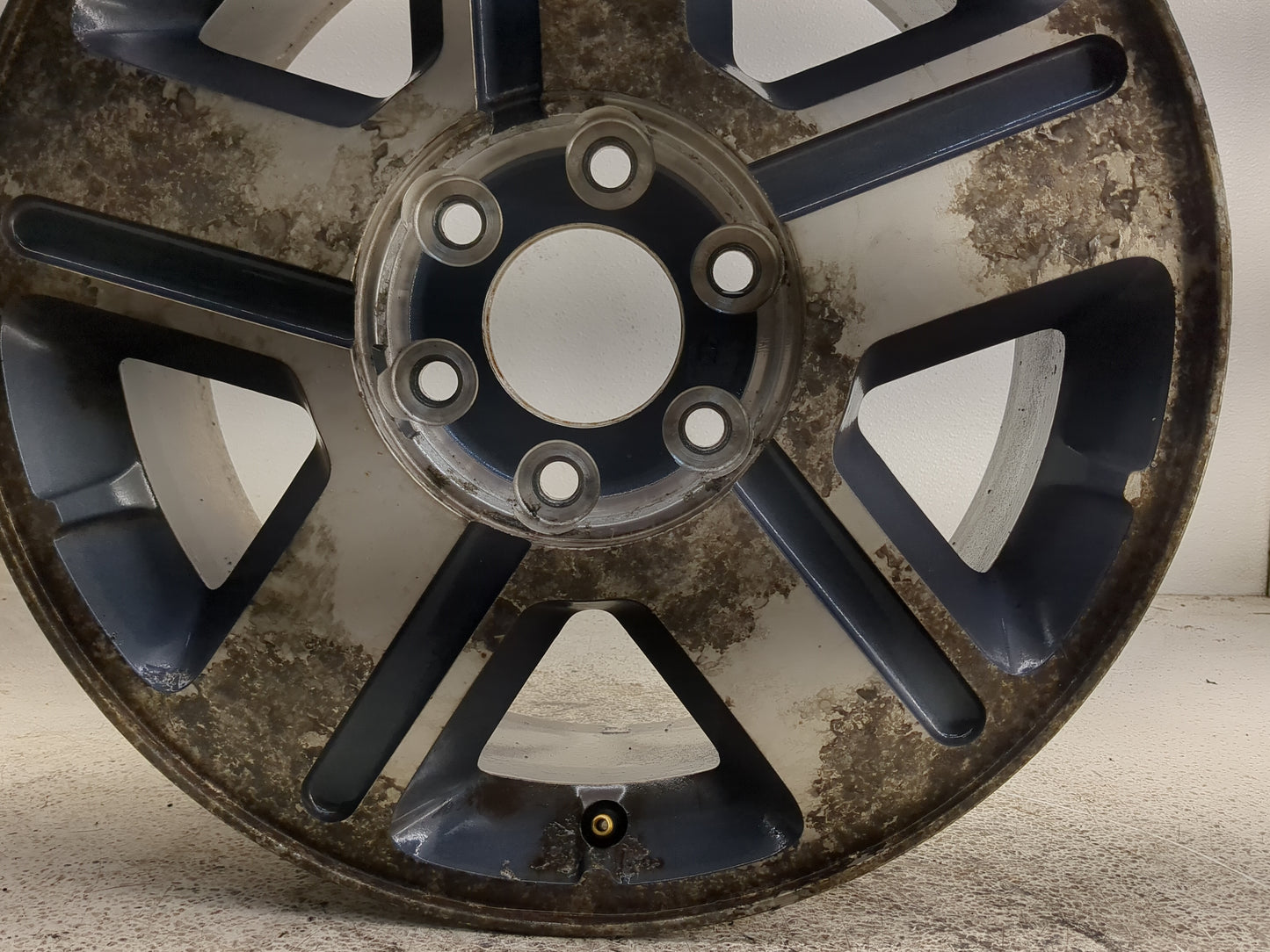 2004-2009 Chevrolet Trailblazer Oem Wheel Rim 1374695 - Oemusedautoparts1.com