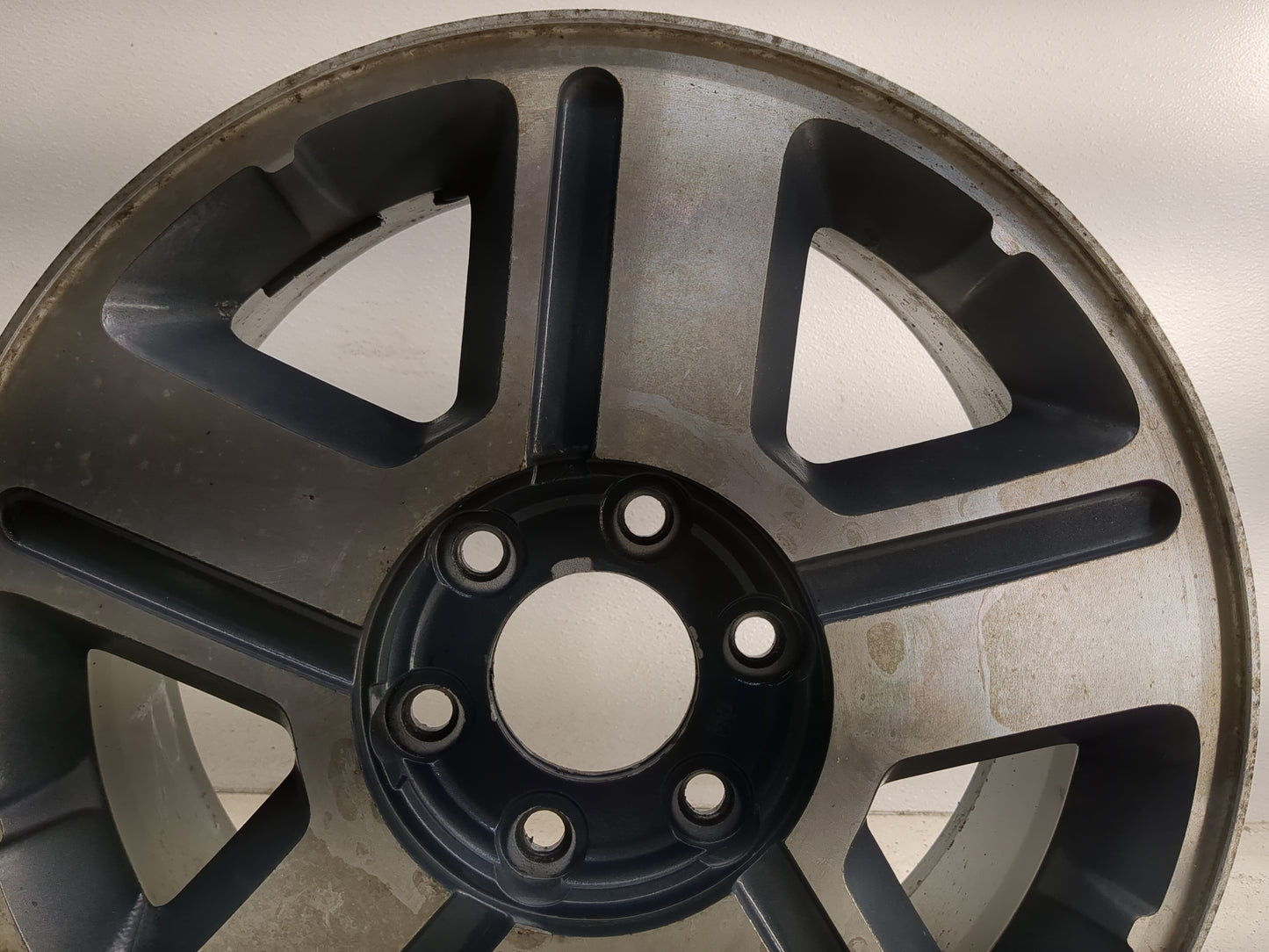 2004-2009 Chevrolet Trailblazer Oem Wheel Rim 1374696 - Oemusedautoparts1.com
