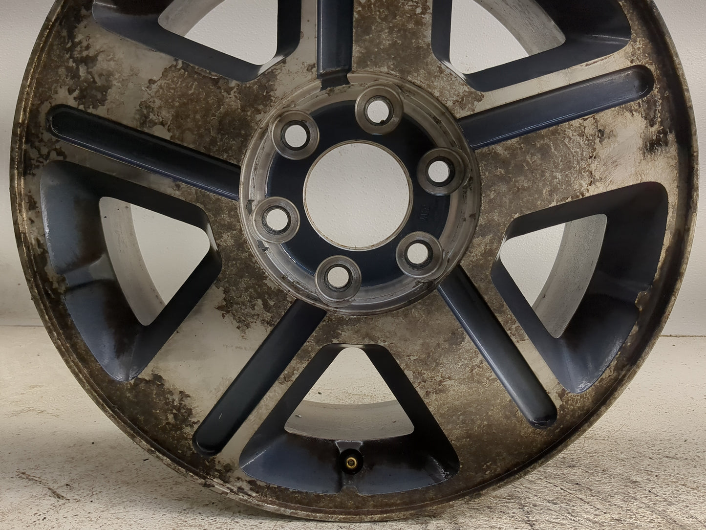 2004-2009 Chevrolet Trailblazer Oem Wheel Rim 1374697 - Oemusedautoparts1.com