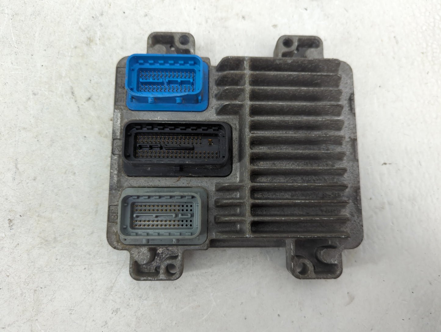 2006 Chevrolet Trailblazer PCM Engine Control Computer ECU ECM PCU OEM P/N:12604438 Fits Fits 2004 2005 OEM Used Auto Parts 