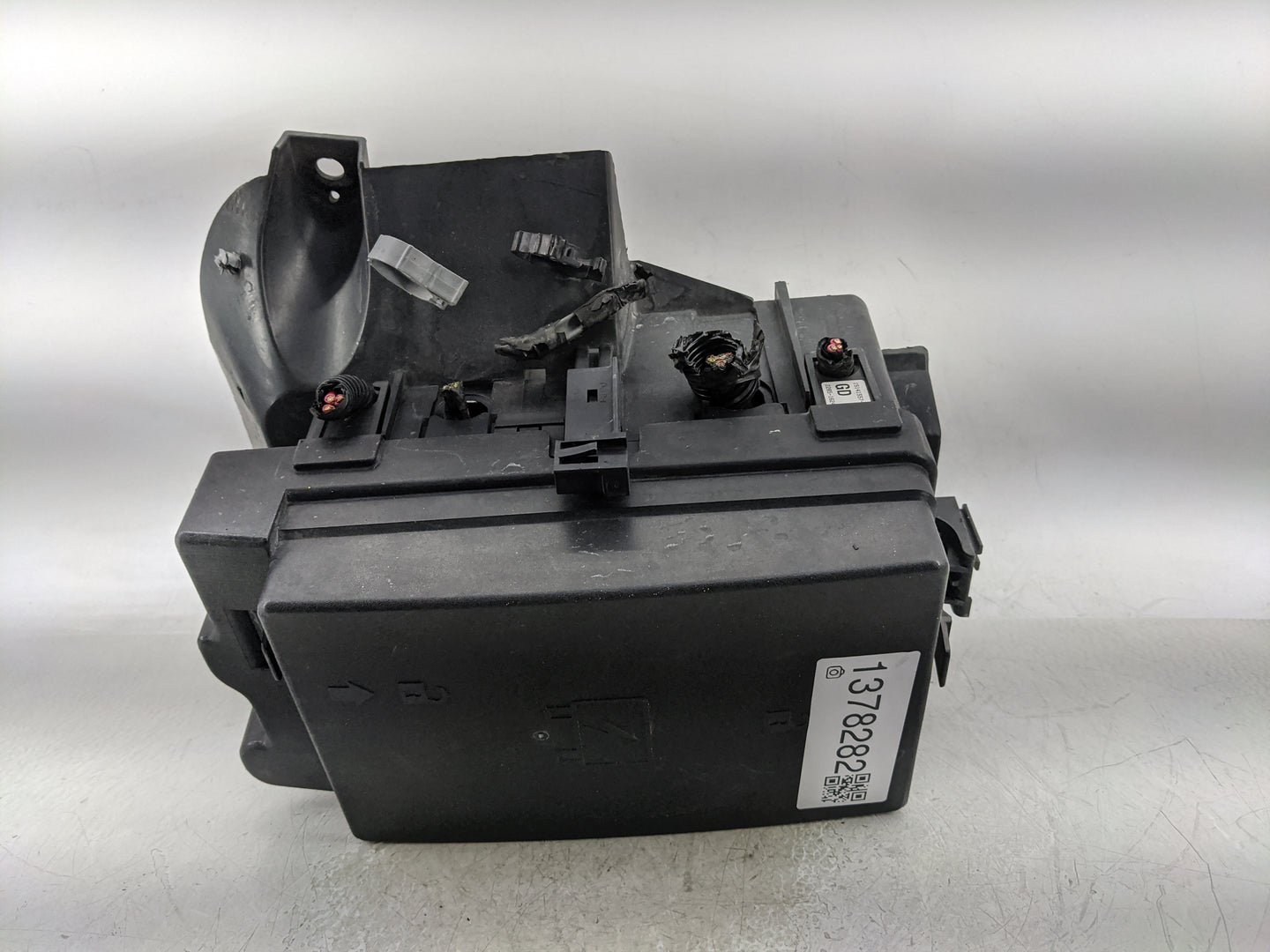 2006 Chevrolet Trailblazer Fusebox Fuse Box Panel Relay Module P/N:2285-1624 15141557-4 Fits OEM Used Auto Parts - Oemusedau