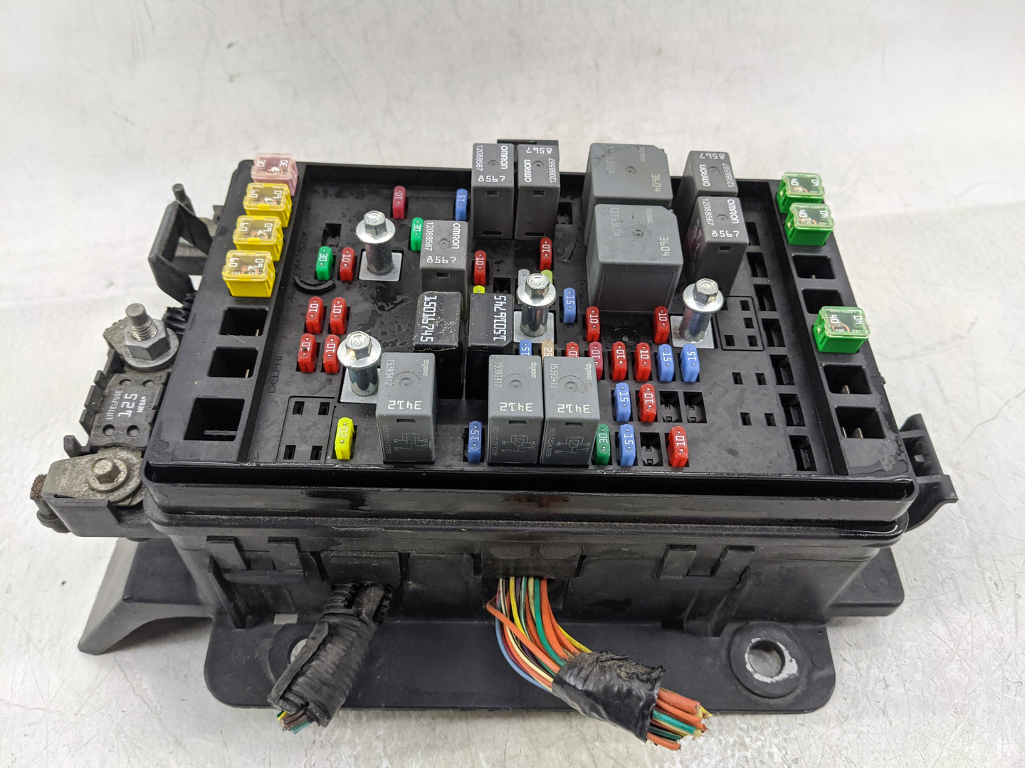 2006 Chevrolet Trailblazer Fusebox Fuse Box Panel Relay Module P/N:2285-1624 15141557-4 Fits OEM Used Auto Parts - Oemusedau