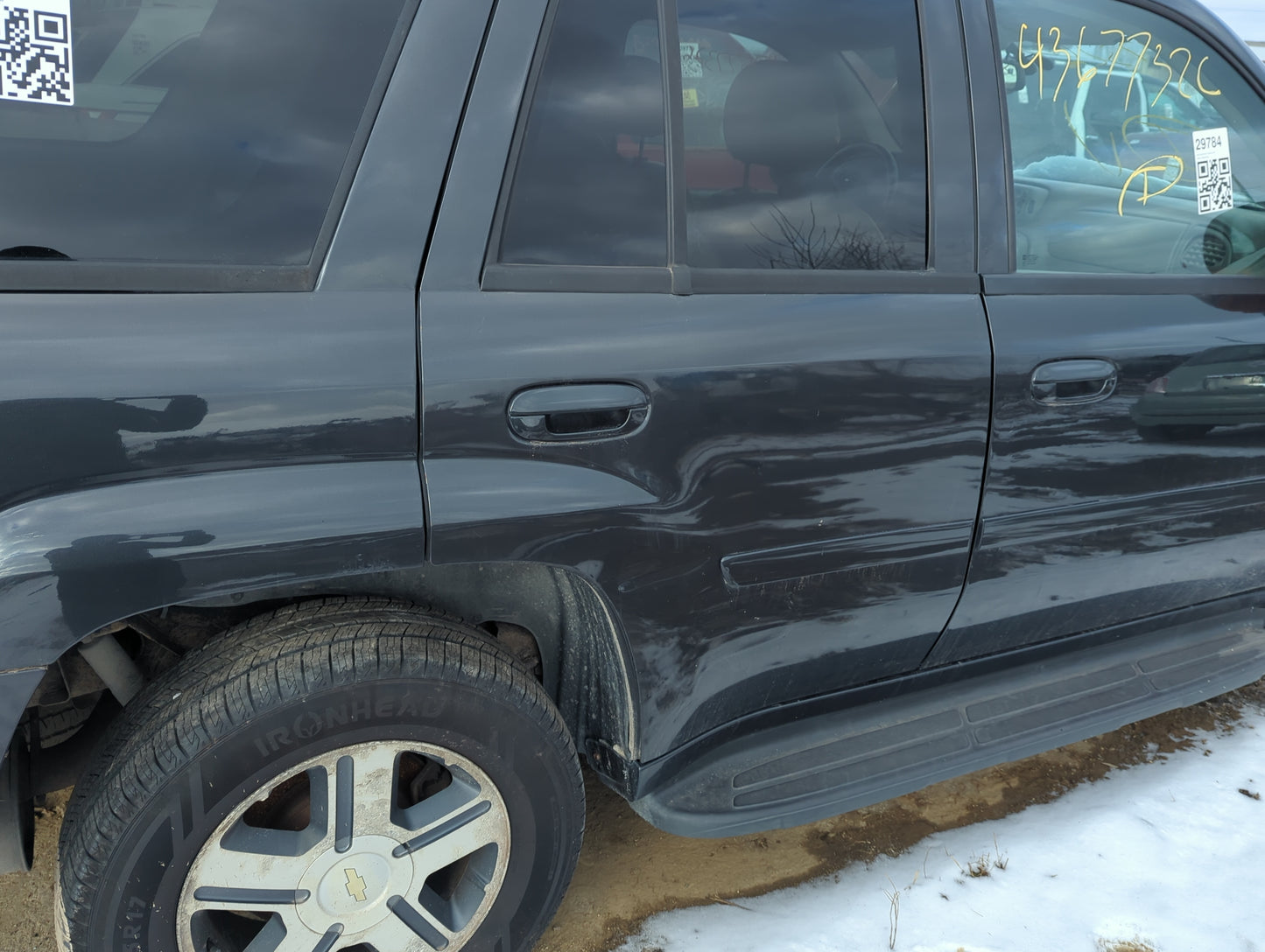 2005-2009 Chevrolet Trailblazer Passenger Rear Door Oem 1379169 - Oemusedautoparts1.com