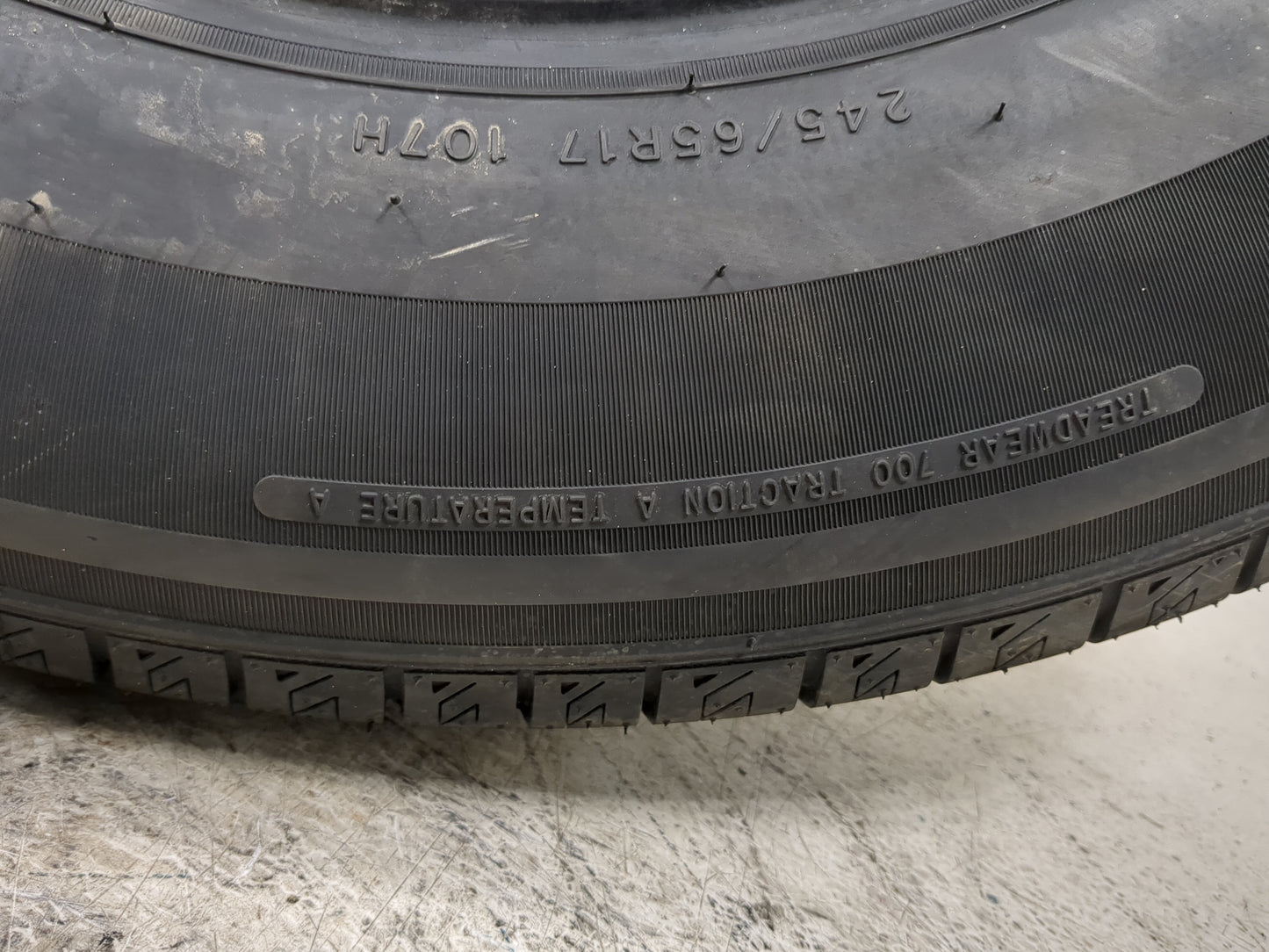 Used Tire 245/65R17 IRONHEAD REFLEX SUV 107H - Tread Depth 9/32 - Oemusedautoparts1.com