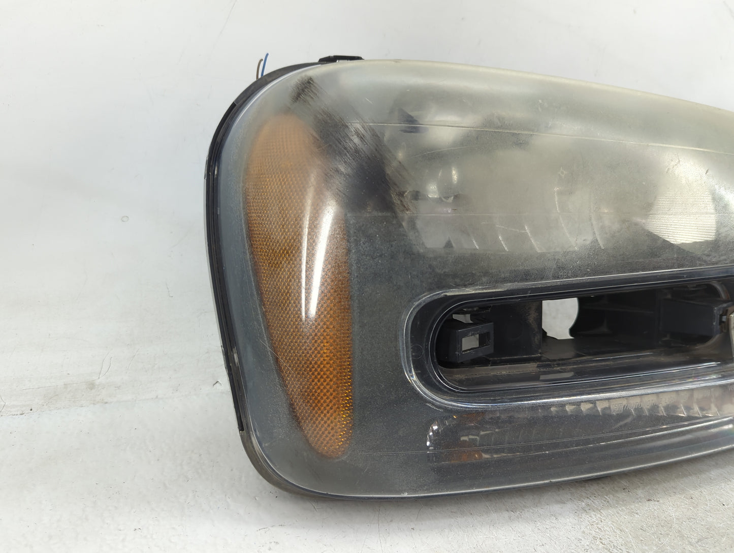 2002 Chevrolet Trailblazer Passenger Right Oem Head Light Headlight Lamp - Oemusedautoparts1.com