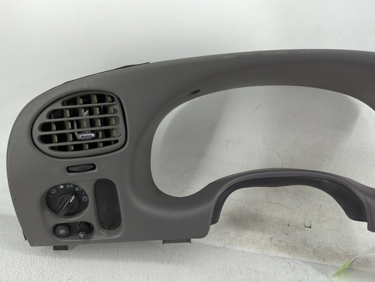 2005-2009 Chevrolet Trailblazer Dash Panel - Oem 1413833 - Oemusedautoparts1.com
