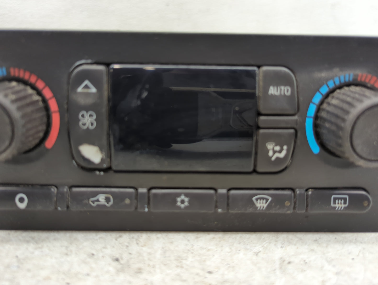 2005-2006 Chevrolet Trailblazer Climate Control Module Temperature AC/Heater Replacement P/N:15220319 Fits Fits 2005 2006 OE