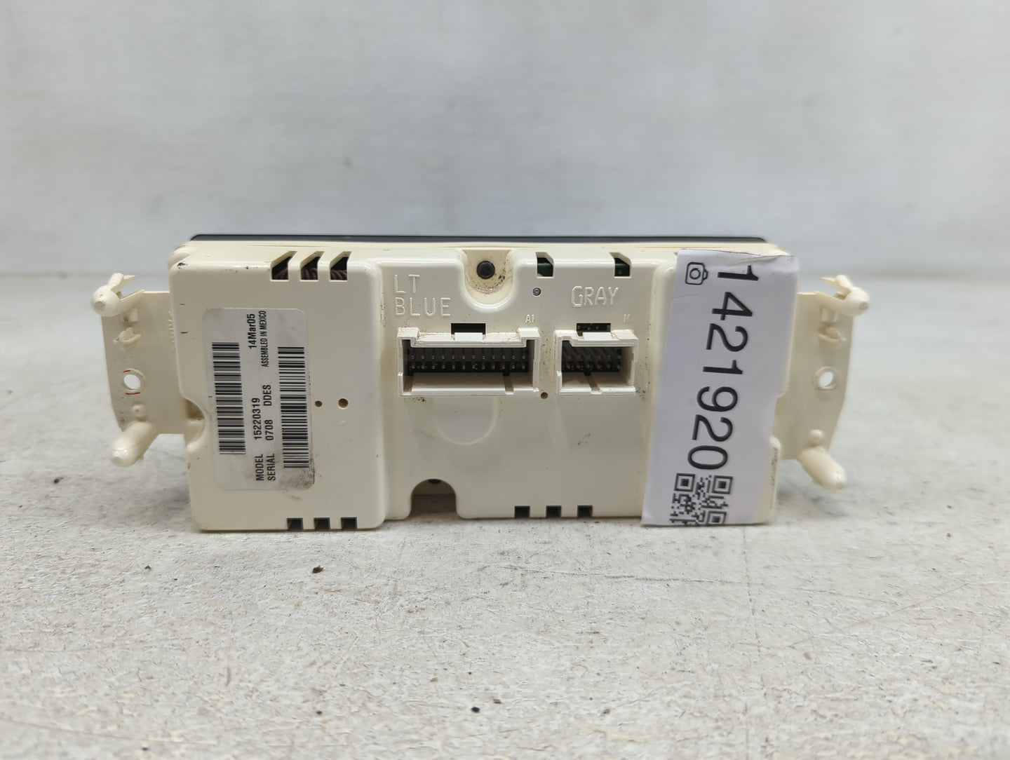 2005-2006 Chevrolet Trailblazer Climate Control Module Temperature AC/Heater Replacement P/N:15220319 Fits Fits 2005 2006 OE