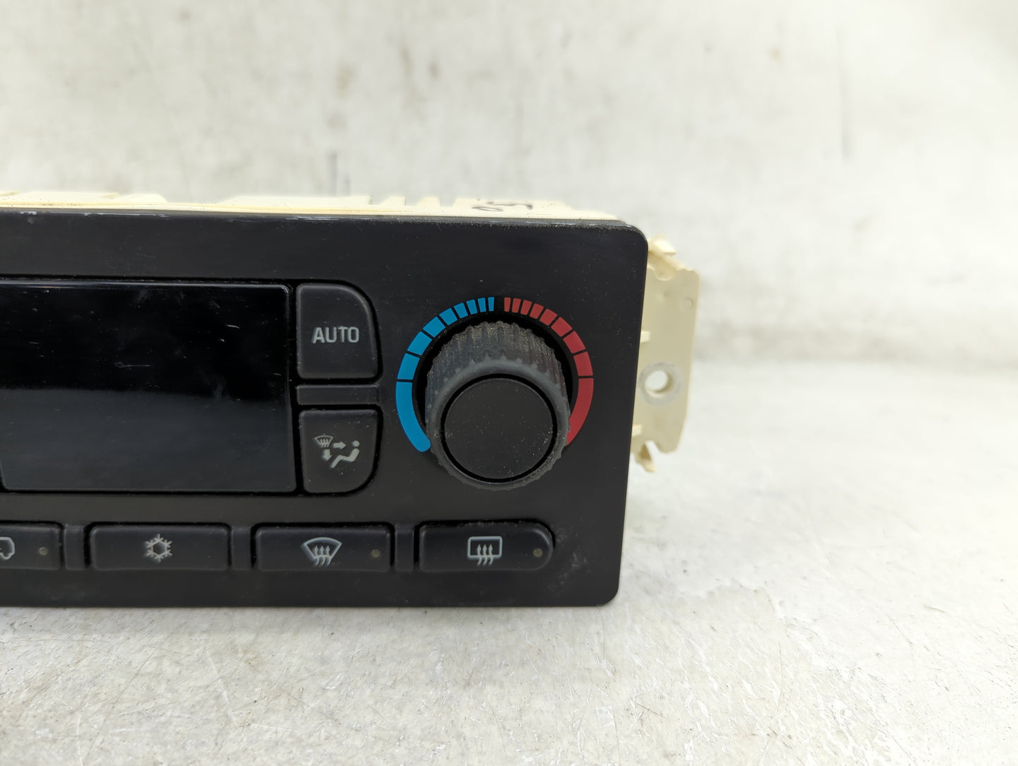 2005-2006 Chevrolet Trailblazer Climate Control Module Temperature AC/Heater Replacement P/N:15220319 Fits Fits 2005 2006 OE