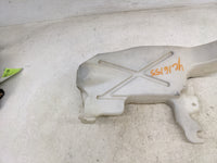 2002 Chevrolet Trailblazer Windshield Washer Fluid Reservoir Bottle Oem 1458985 - Oemusedautoparts1.com