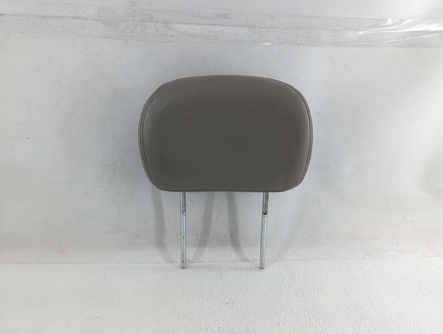 2005-2009 Chevrolet Trailblazer Headrest Head Rest Front Driver Passenger Seat Fits Fits 2005 2006 2007 2008 2009 OEM Used A