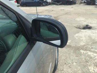 compare product 2006-2009 Chevrolet Trailblazer Passenger Side View Mirror - Right Door Mirror OEM Used