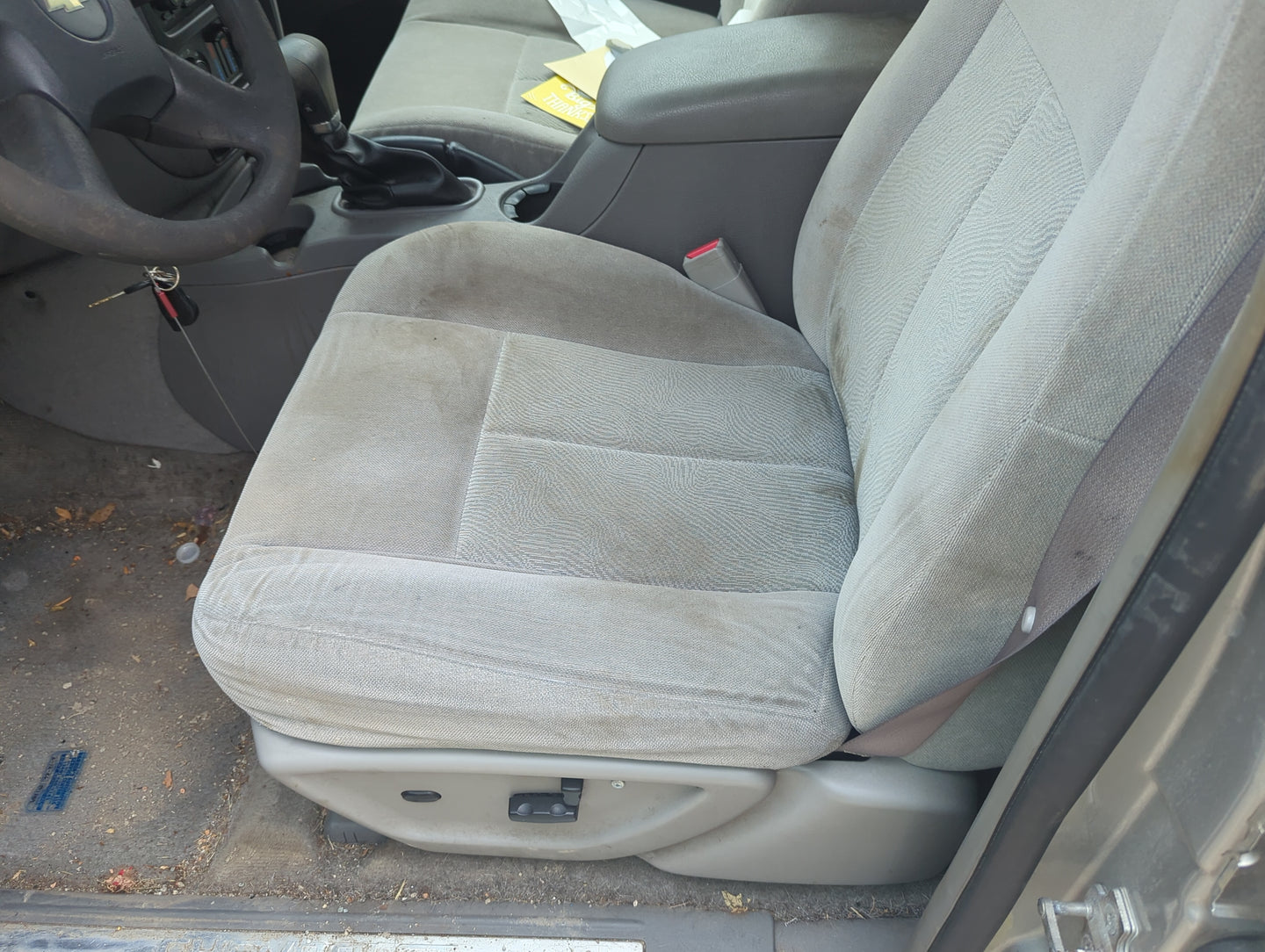 2005-2009 Chevrolet Trailblazer Driver Front Seat Oem - Oemusedautoparts1.com