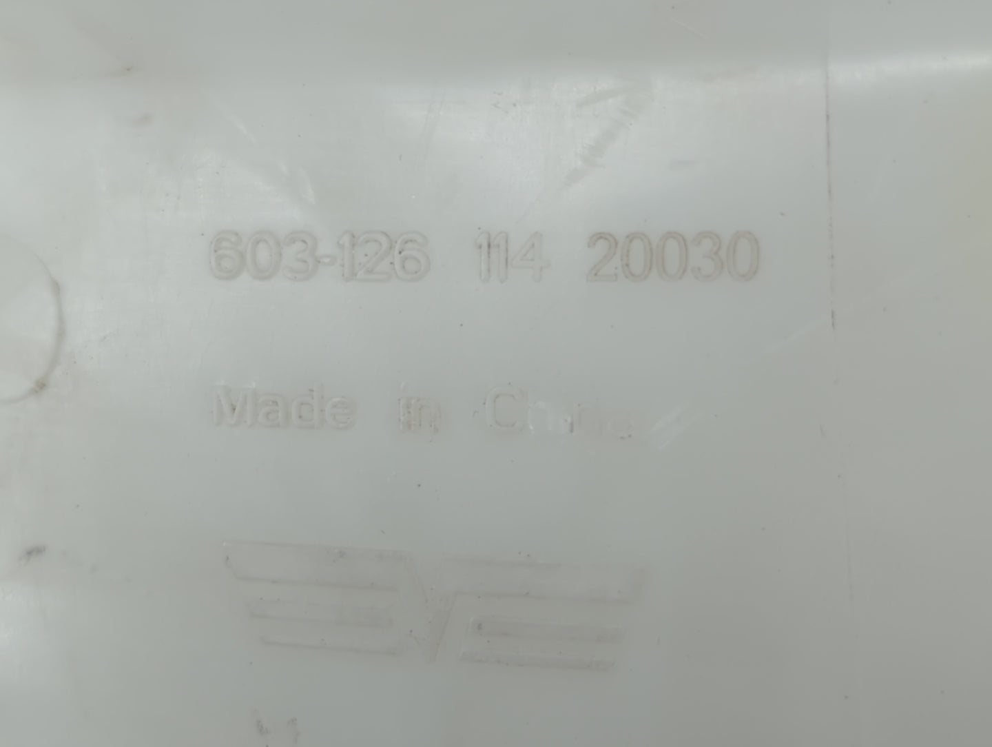 2002 Chevrolet Trailblazer Windshield Washer Fluid Reservoir Bottle Oem - Oemusedautoparts1.com