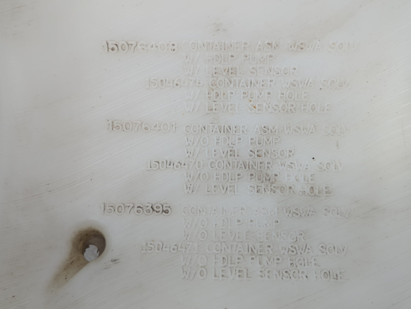 2002 Chevrolet Trailblazer Windshield Washer Fluid Reservoir Bottle Oem - Oemusedautoparts1.com