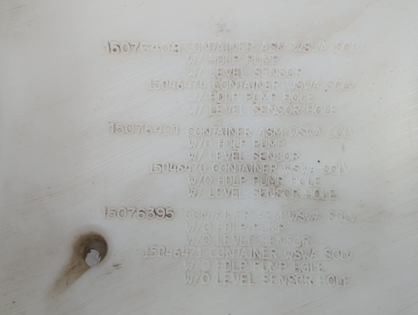 2002 Chevrolet Trailblazer Windshield Washer Fluid Reservoir Bottle Oem - Oemusedautoparts1.com